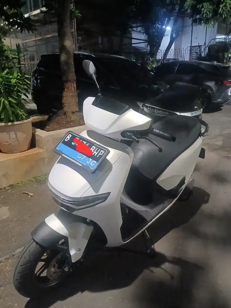 HONDA CUV E  2CHARGER DI GNG SAHARI ANCOL