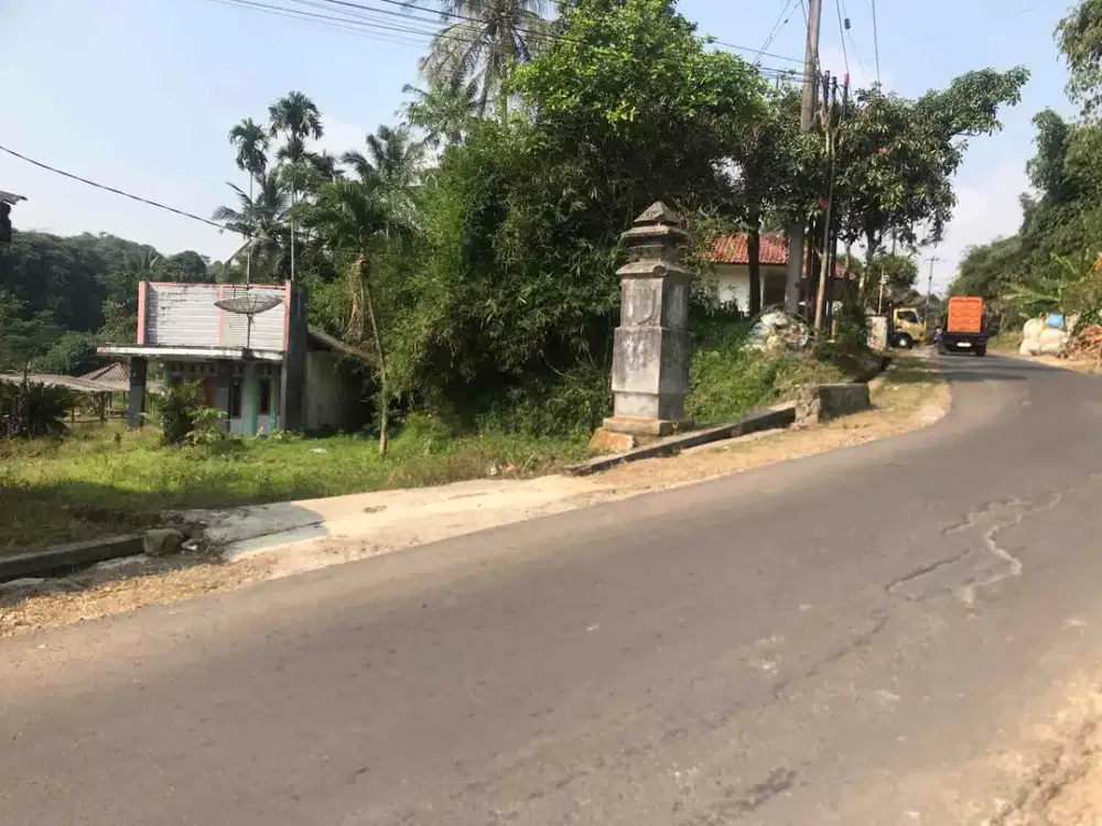 Di Jual Kolam Ikan Dan Rumah,Pinggir Jln Utama