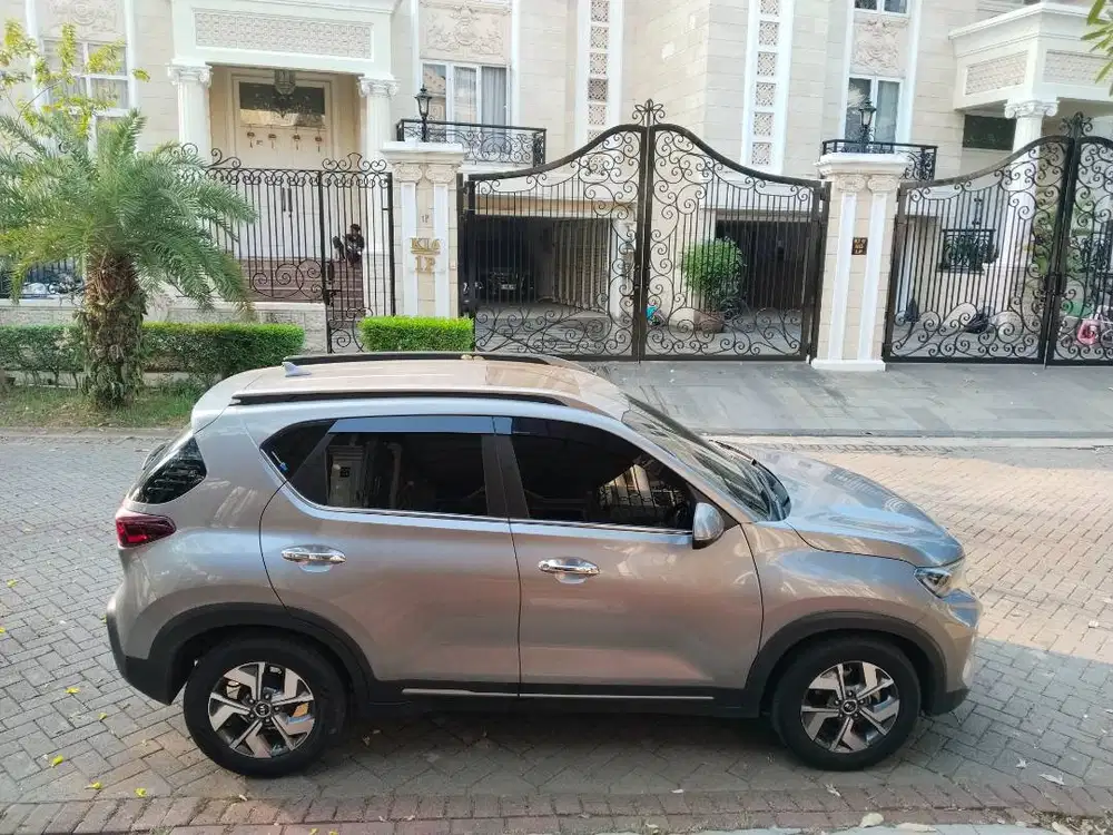 Kia Sonet 2021,premiere.