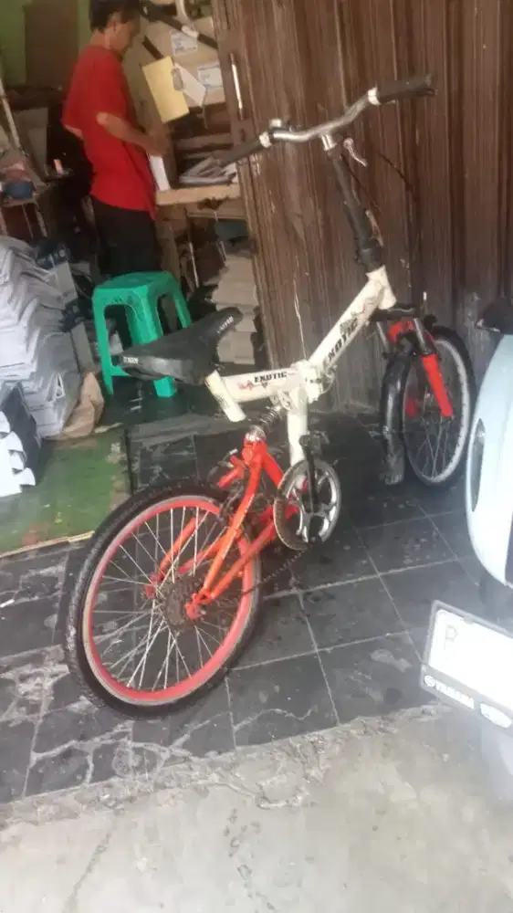 Sepedah lipat masih layak pakai