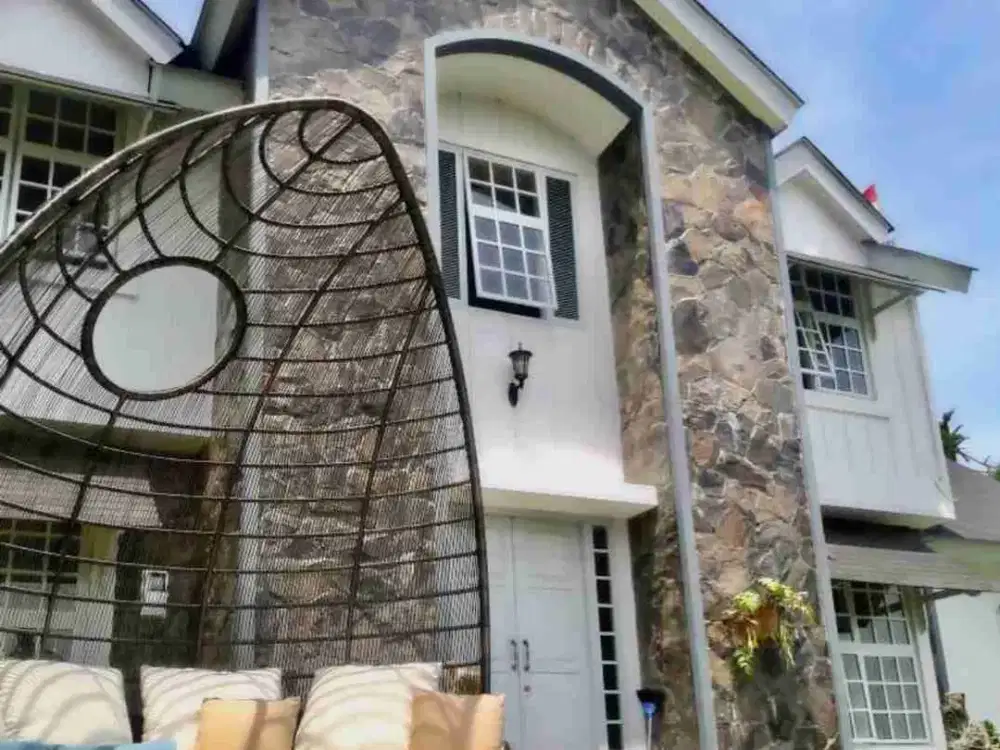 Di Jual Cepat Villa Mewah Chrisantum  Full Furnish Dan Full Fasilitas Siap Huni Di Cisarua  Bogor
