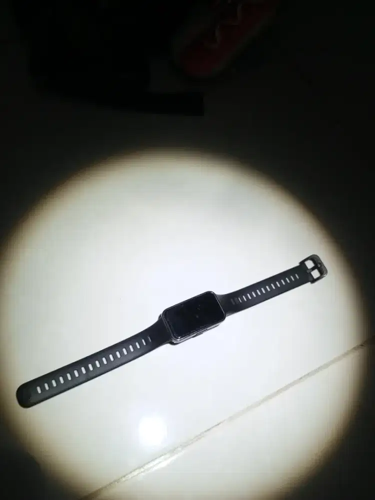 HUAWEI BAND 10 SMARTBAND SMARTWATCH NYALA KALAU DI CHARGE DOANG