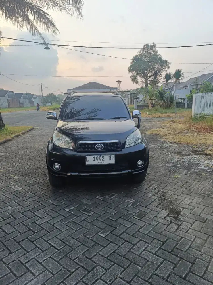 Toyota rush s meric 2013