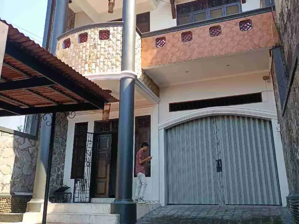 Dijuwal Rumah 2 Lt di Jl Tegalsari Raya, Candisari, Semarang