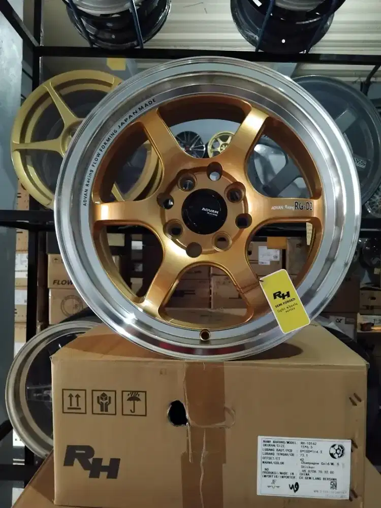 Velg advan rgd2 r15 4x100/114 lbr6,5 et42