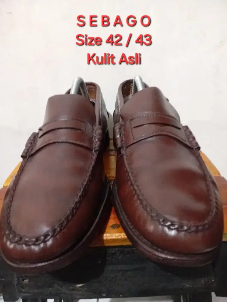 Sepatu Loafer SEBAGO
