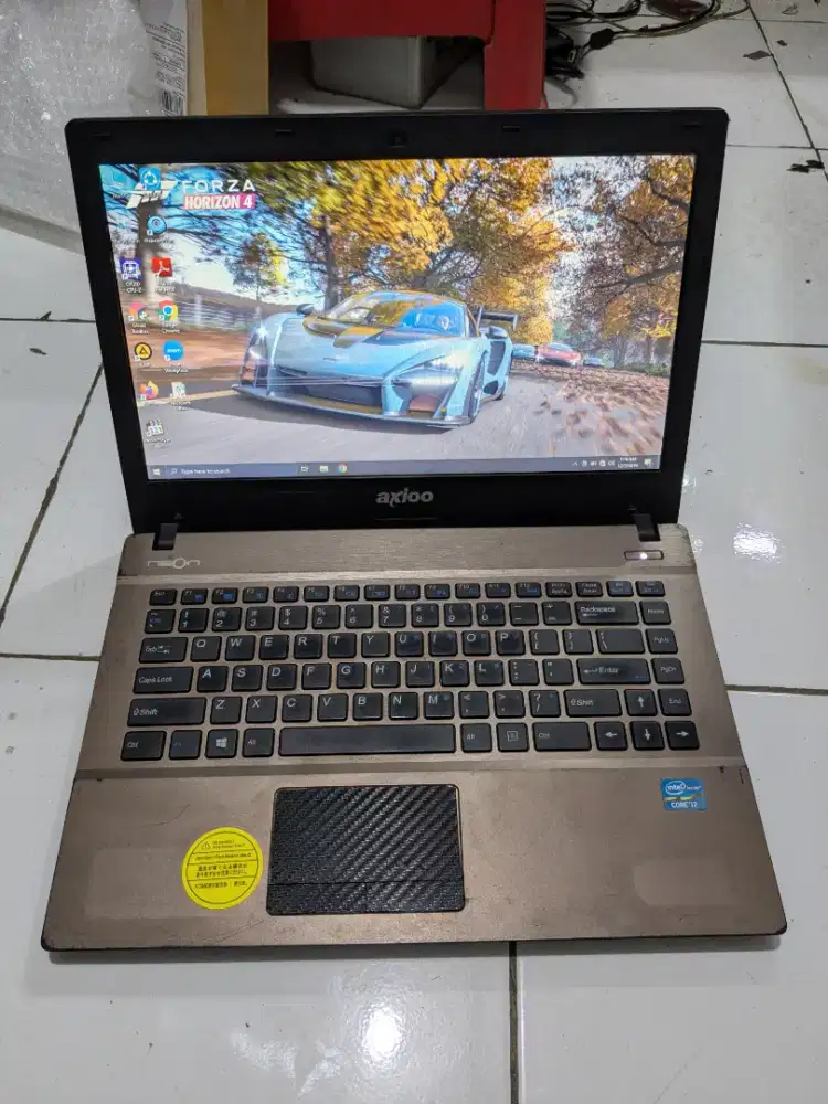 Laptop Axioo RNE Core I7 8Core Ram 4 Normalan Tinggal Pake