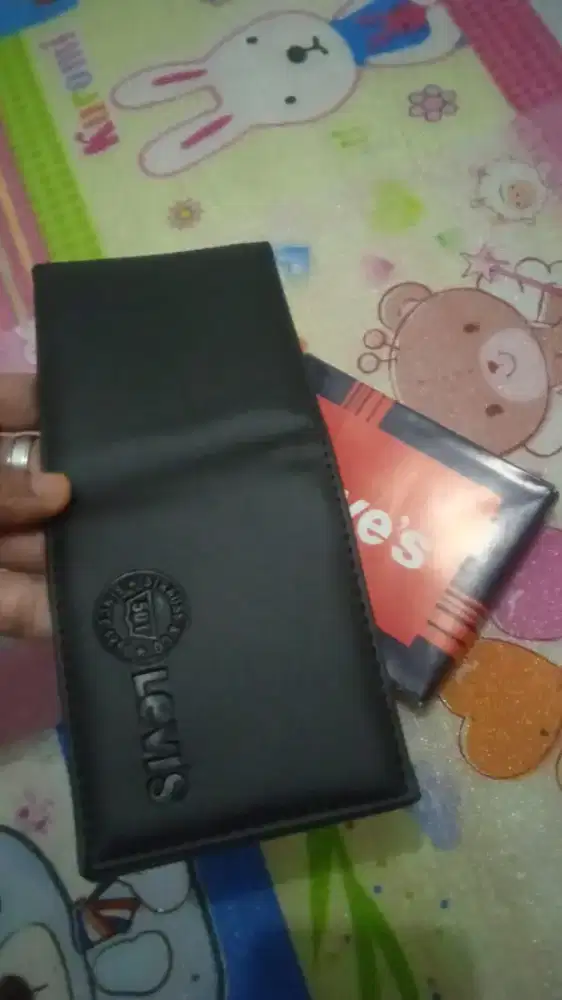 Dijual terminal listrik 2 lubang+ Dompet masih baru