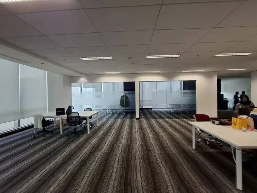 Sewa Kantor Kondisi Fitted 202 m2 di Satrio Tower Kuningan, Hrg Tjangkau