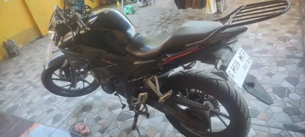 Honda cb150r 2019