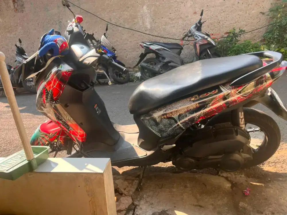 Motor yamah lexi komplit