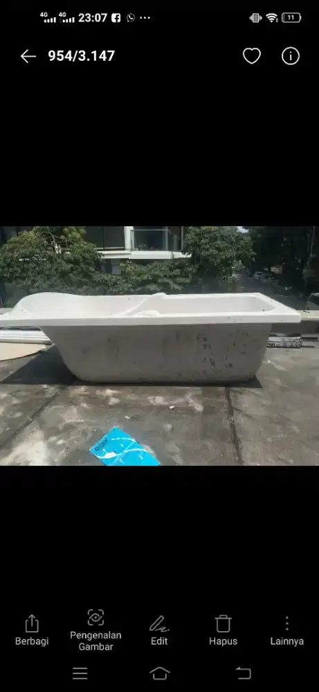 Dijual bath tub kondisi bgs.