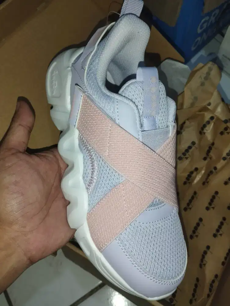 Diadora kids size 31-32-34-35