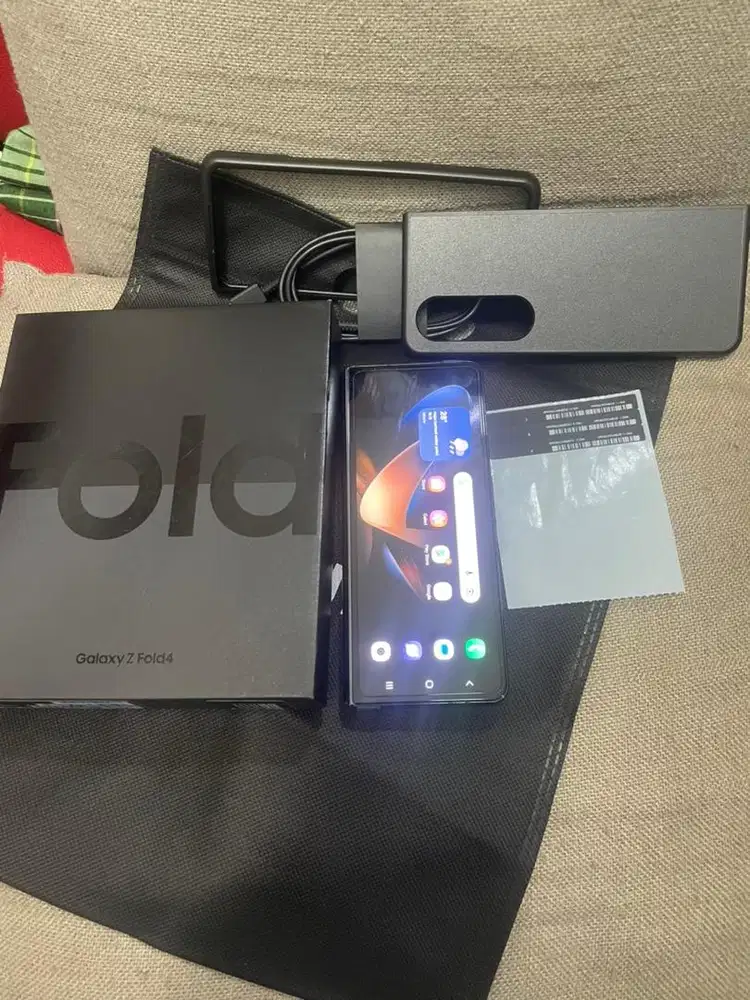 bismillah di jual samsung Z fold 4 12/256 gb