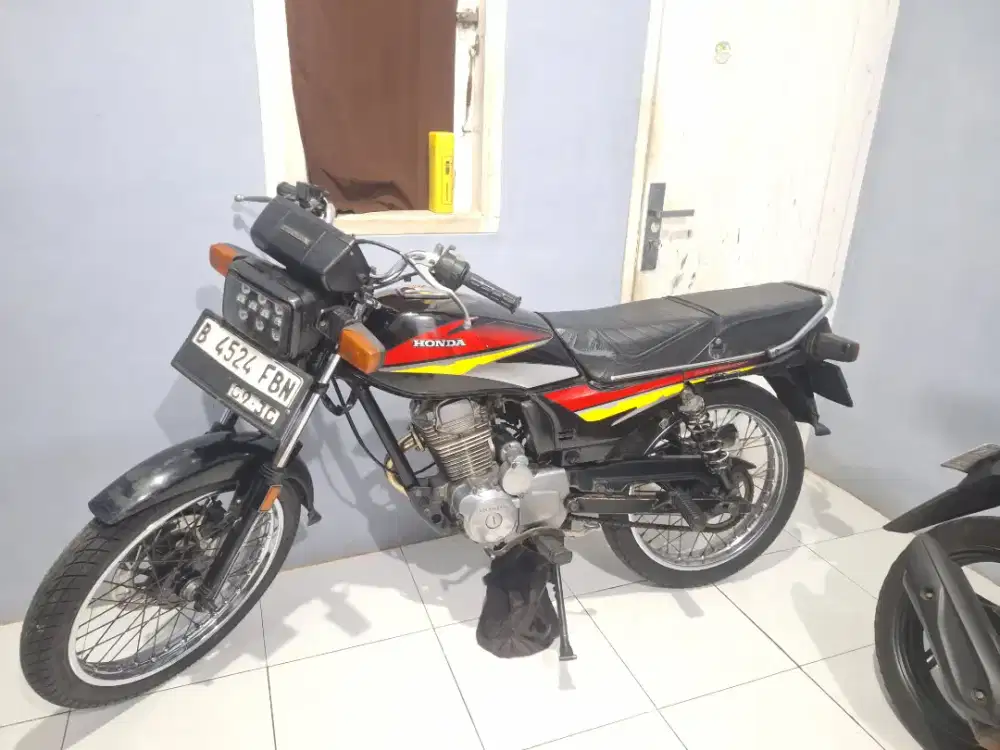 Honda motor gl pro neo