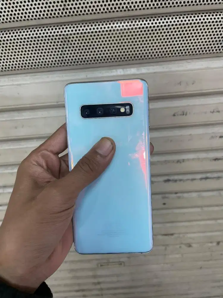 Samsung S10 R 8/128 GB Fullset