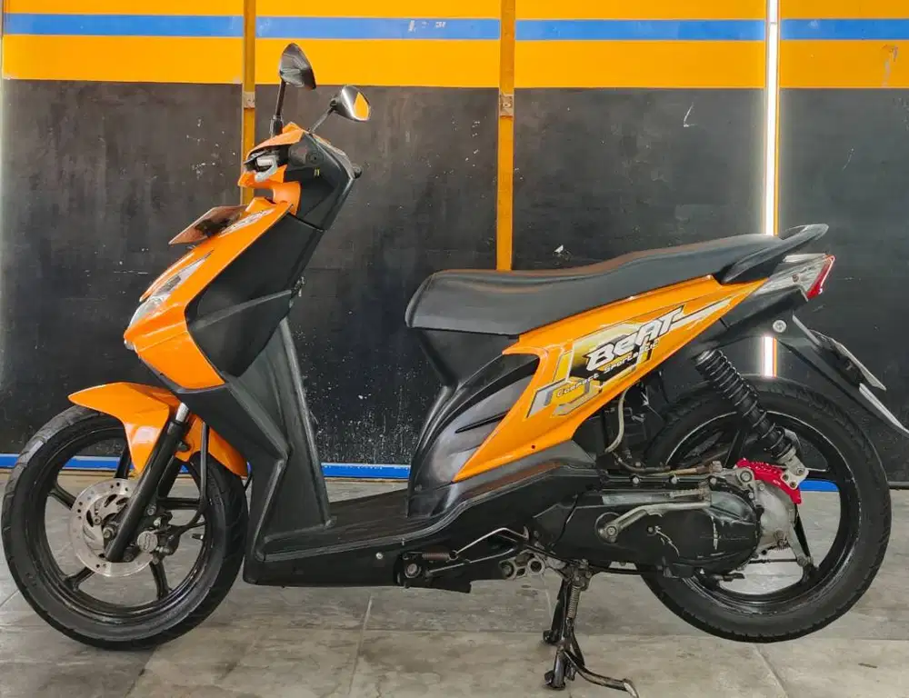DIJUAL HONDA BEAT TAHUN 2008 WARNA ORANGE