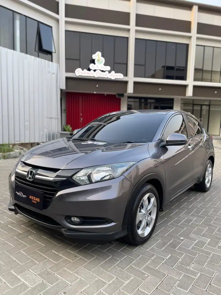 HRV E CVT 2015 GREY TANGAN PERTAMA RAWATAN PAJAK PANJANG SIAP PAKAI GR
