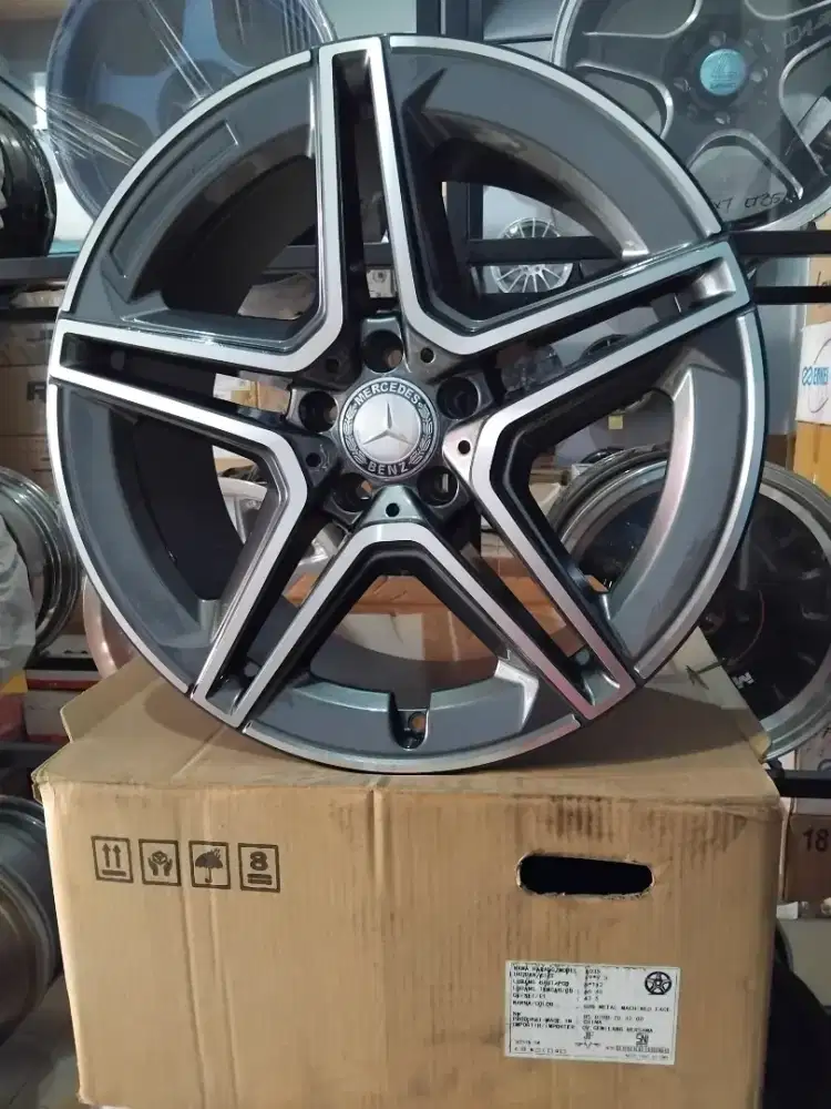 Velg amg cls r19 5x112 lbr8,5/9,5 et36/43.5