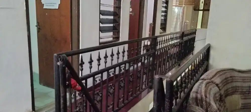 rumah induk dan kost 17 kamar