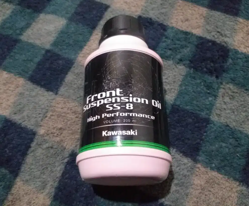 Oli shock kawasaki 200ml original