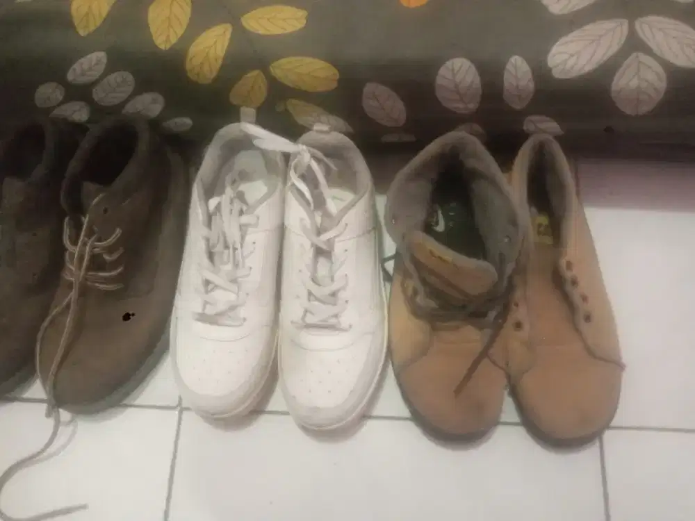 sepatuu size 42 semua take all murah