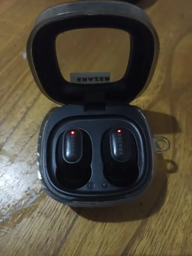 TWS ERAZER XT62
