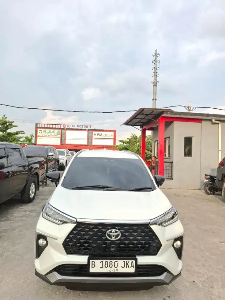 Veloz 2024 matic. Km 43rb antik