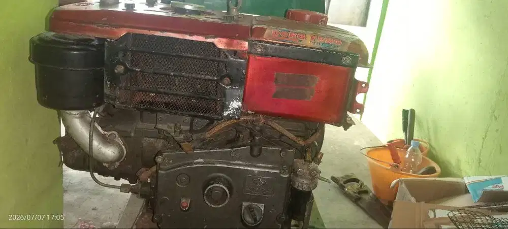 Mesin Dongfeng R 185/10 hp