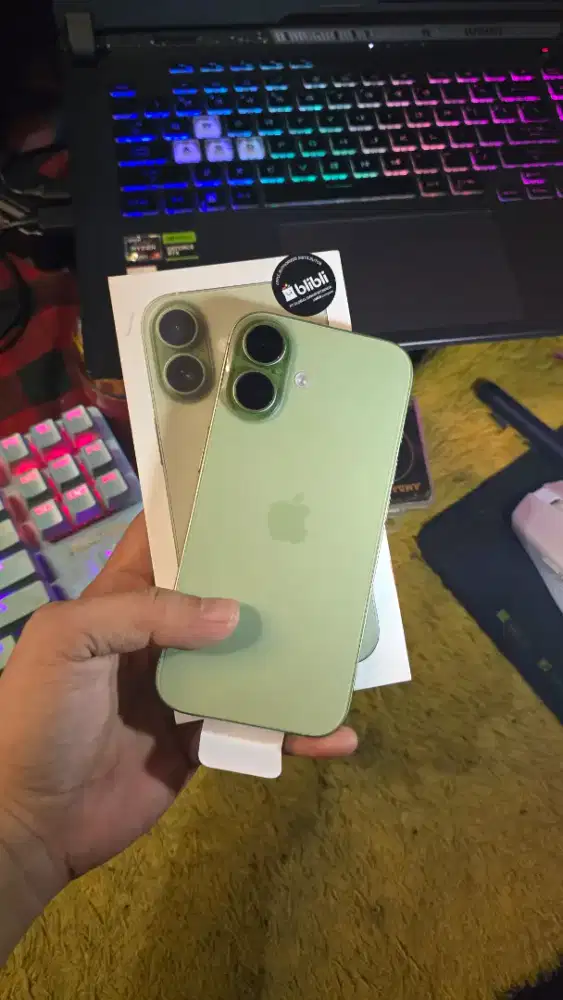 Iphone 17 255 warna sage bekas