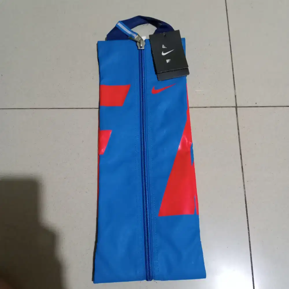 Jual aja tas sepatu Nike