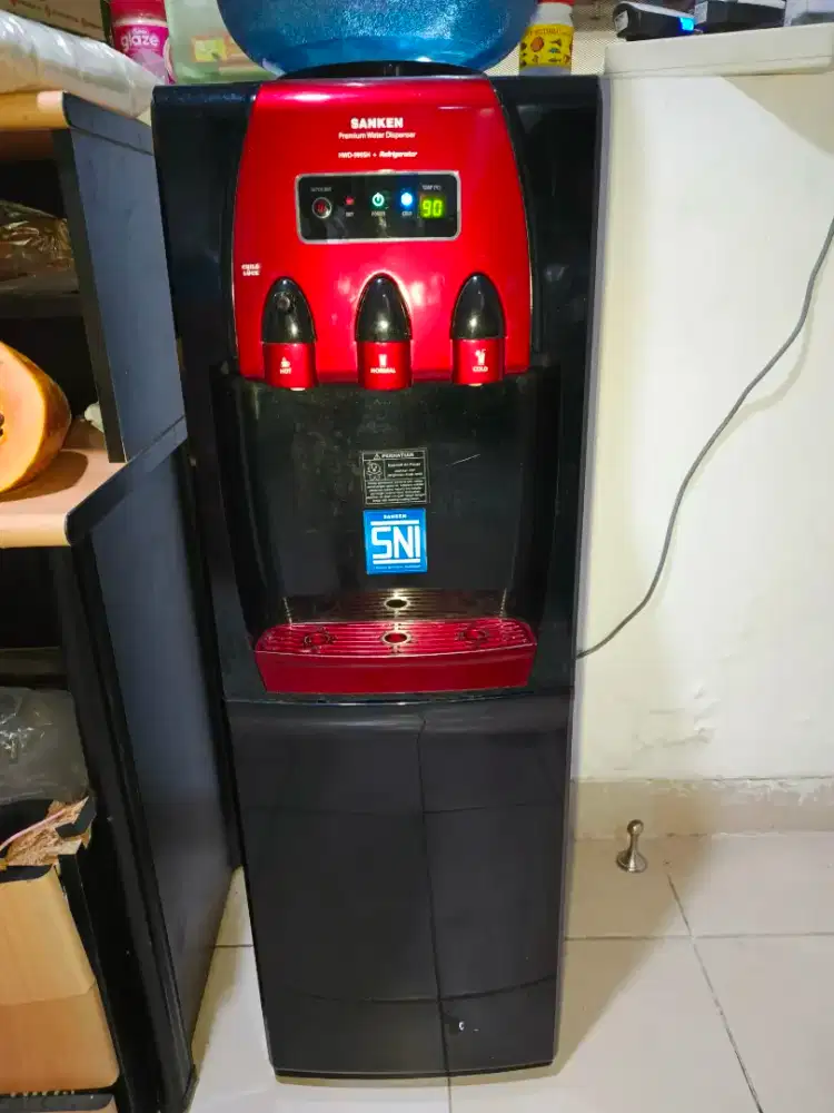Sanken hwd-z88 water Dispenser