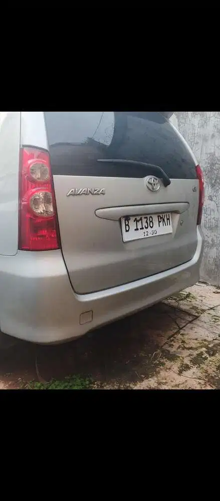 Toyota Avanza 2010 Bensin