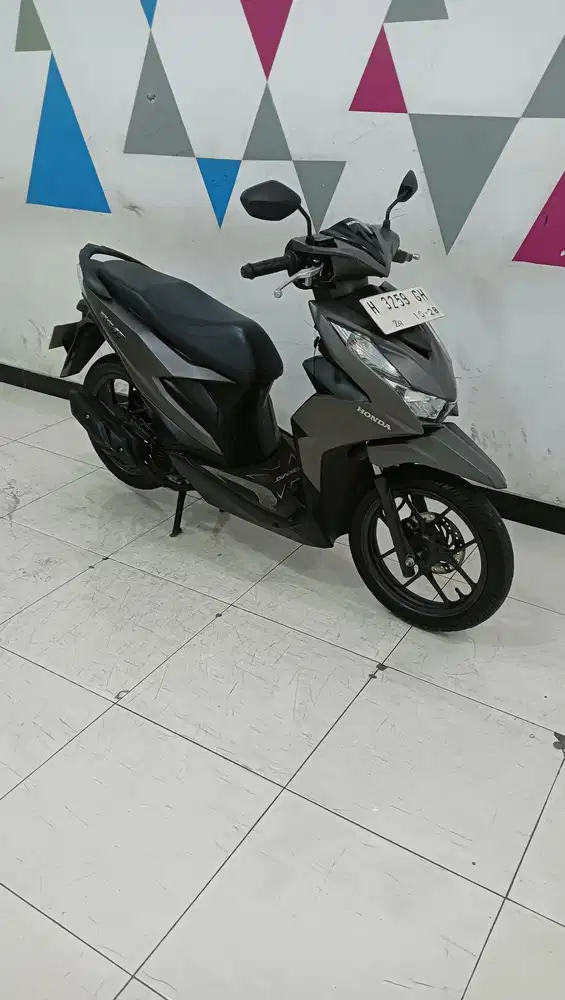 Honda New Beat Deluxe 2023 Km.17.000