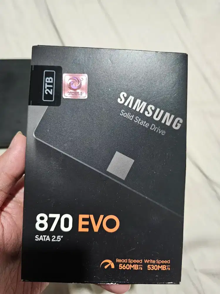 Samsung evo 870 SATA 2TB like new