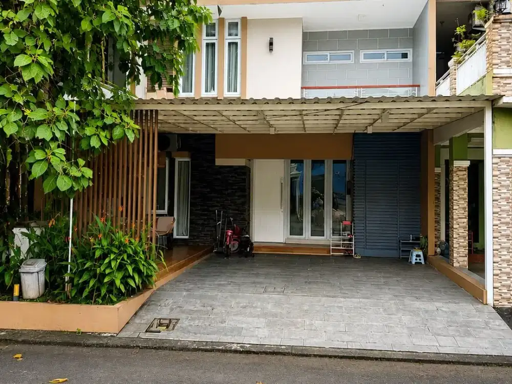 For Sale nice home at Legenda wisata Cibubur , cozy and aesthetic house