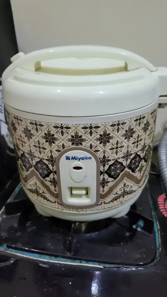 Rice cooker miyako