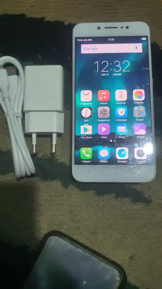 Vivo v5 3/32 hp charger