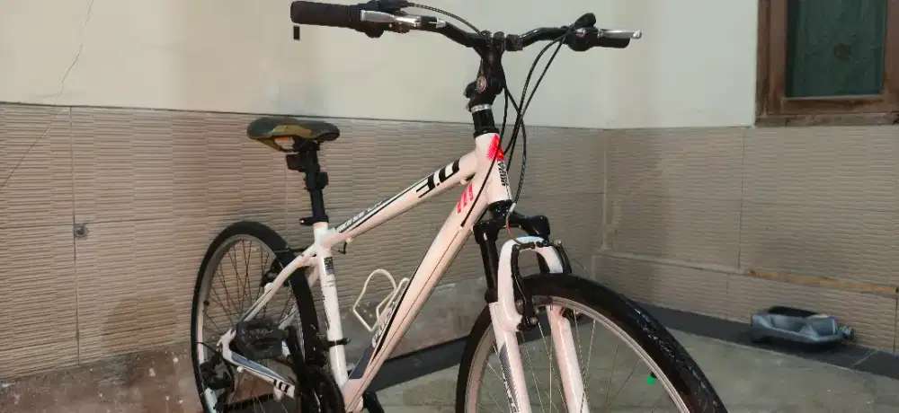 Jual sepeda polygon monarch 3.0