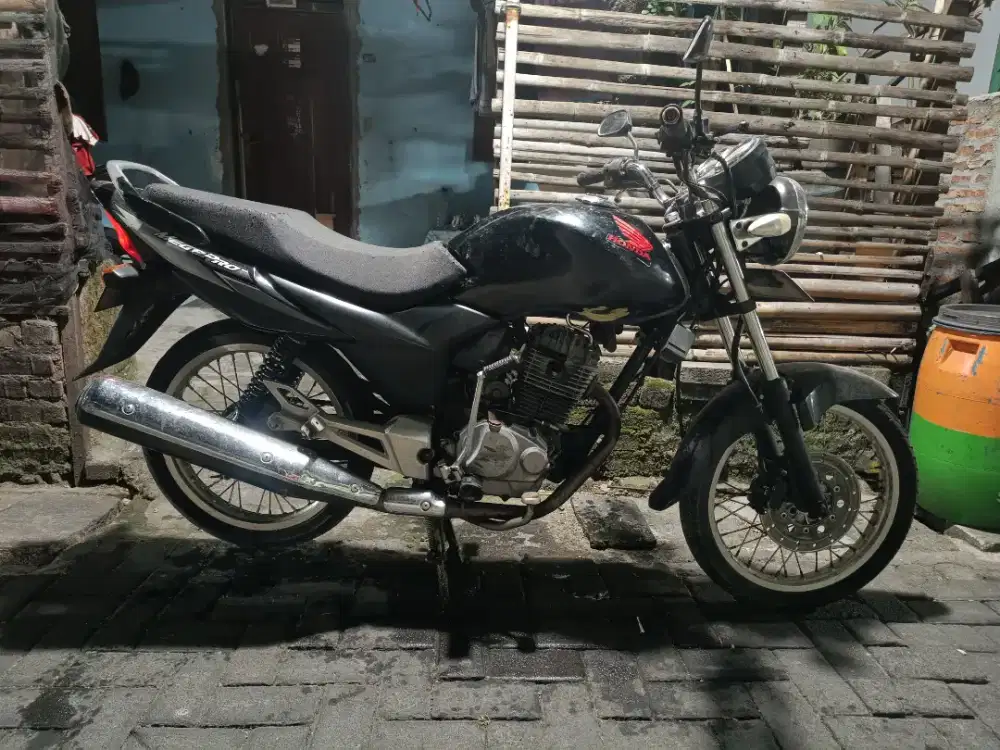 megapro primus 2009