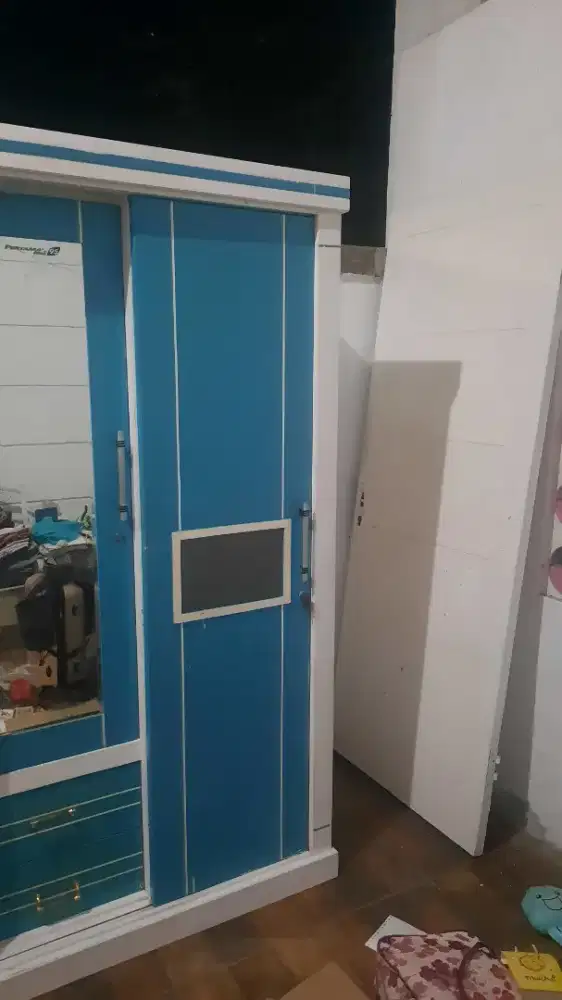 Jual Lemari Kayu Baju Jumbo Bonus Pintu Kayu