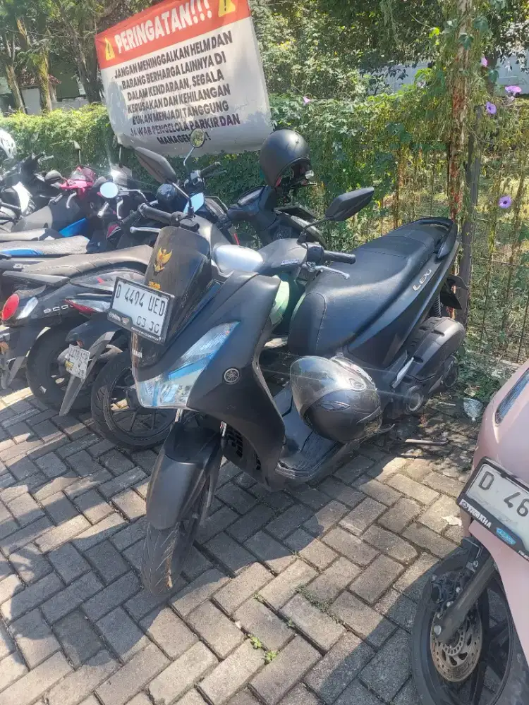 Lexi 125 Tahun 2020 Hitam