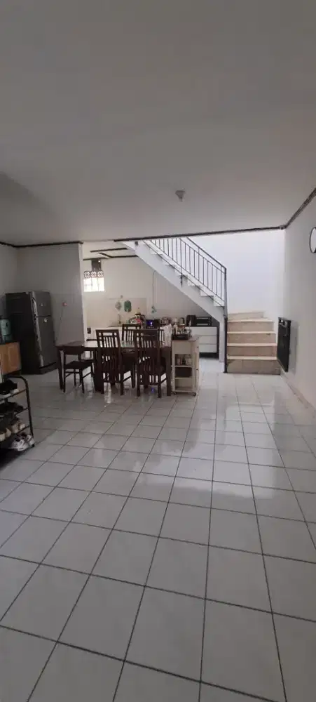 Rumah siap huni pusat kota di Kembar BKR dekat taman regol buah batu