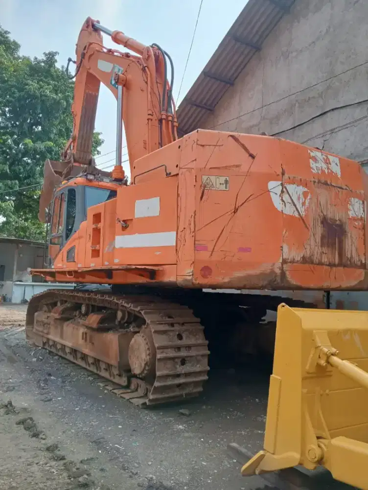 JUAL DOOSAN DX700LC ALAT BERAT  EXCAVATOR 2017