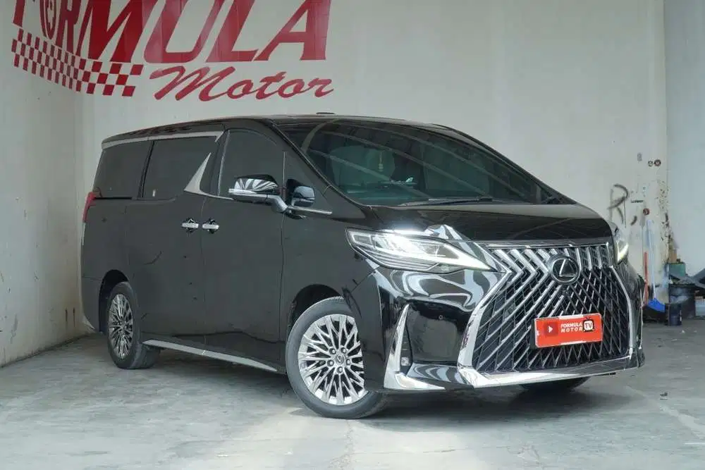Lexus LM350 AT 2023 Hitam