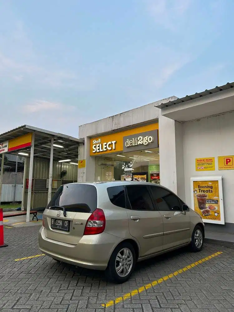 Honda Jazz 2004 Bensin