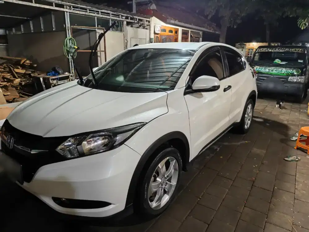 HRV E CVT 2016 (PLAT AB)