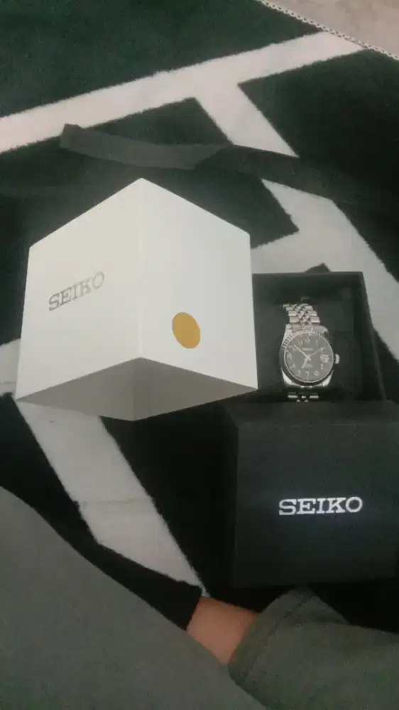 Seiko 5 Arabic automatic