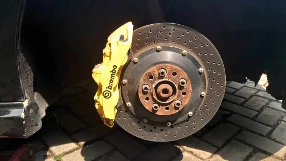 BBK Brembo 6 pot 380mm ex audi mercy