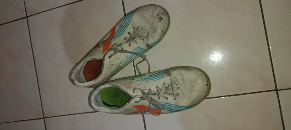 sepatu futsal ortus